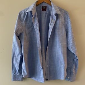 Untuckit Men’s Buttondown slim fit shirt medium